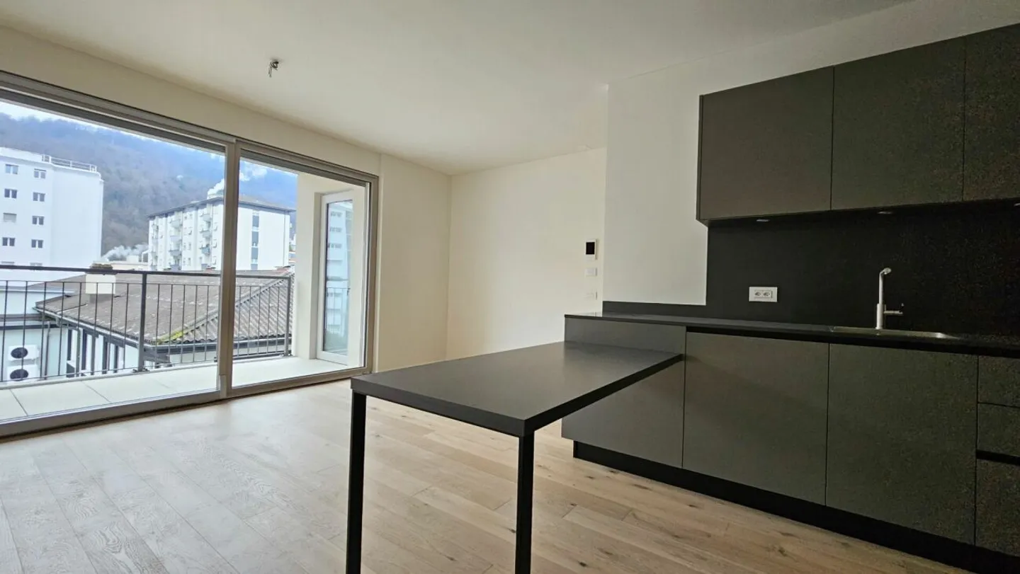 NOUVEAU ET MODERNE 2.5 PIÈCES DERNIER ÉTAGE - Photo 4 sur 9