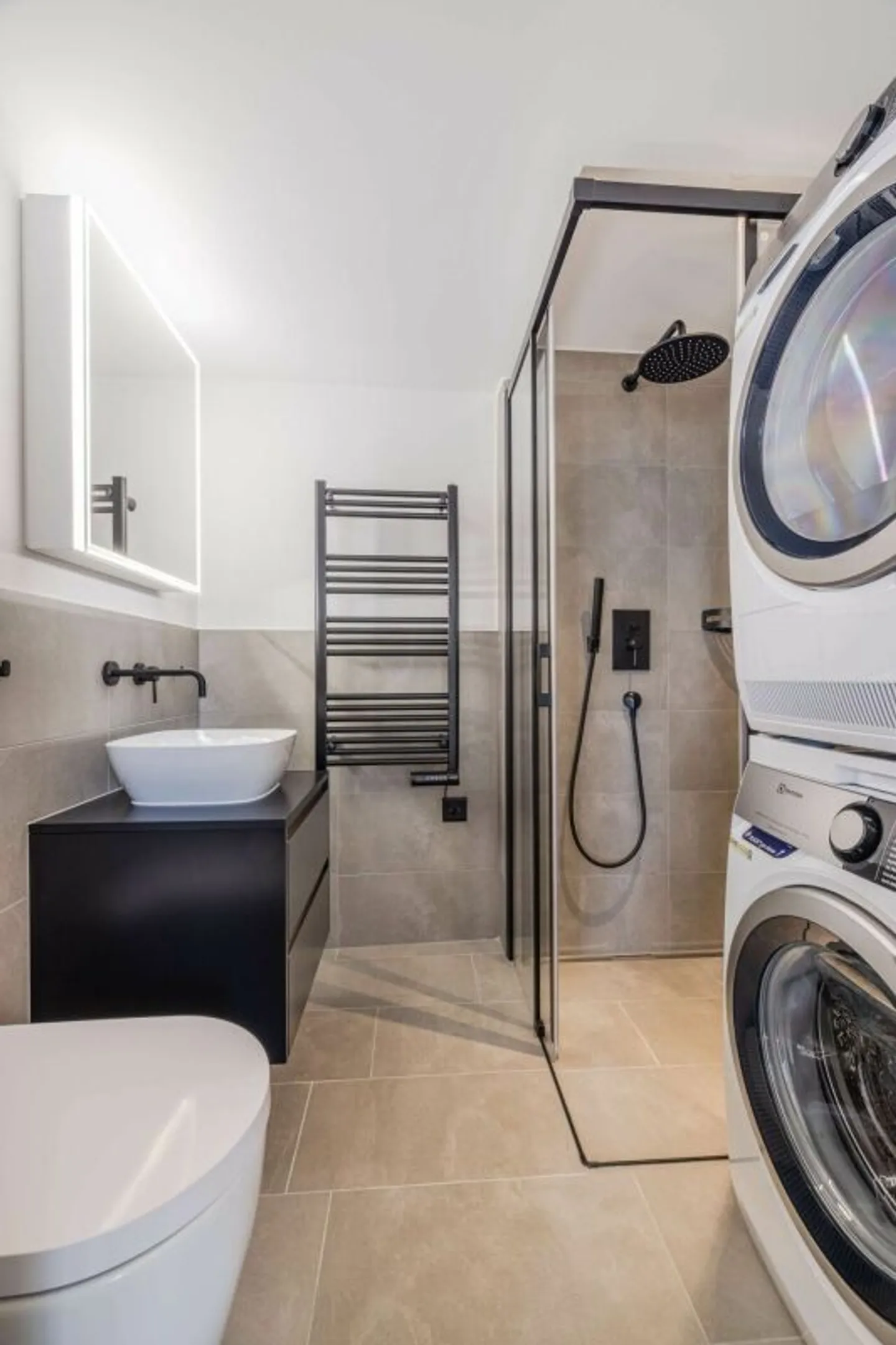 EXCLUSIF : Appartement 3.5 pièces avec standard de développement moderne et terrasse sur le toit à 360° - Photo 4 sur 8