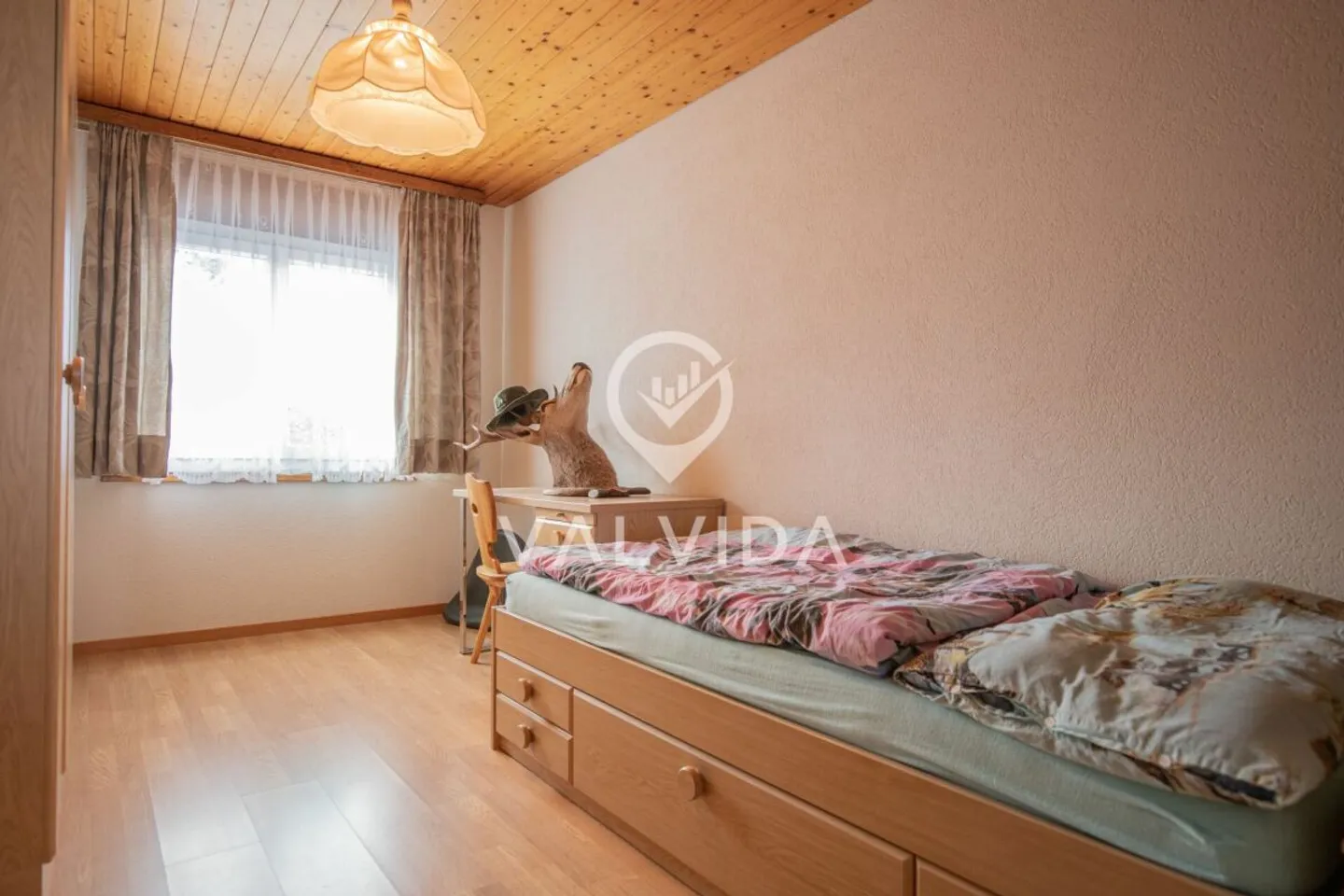 Investir et profiter - appartement rénové de 4,5 pièces avec garage et bail existant - Photo 6 sur 9