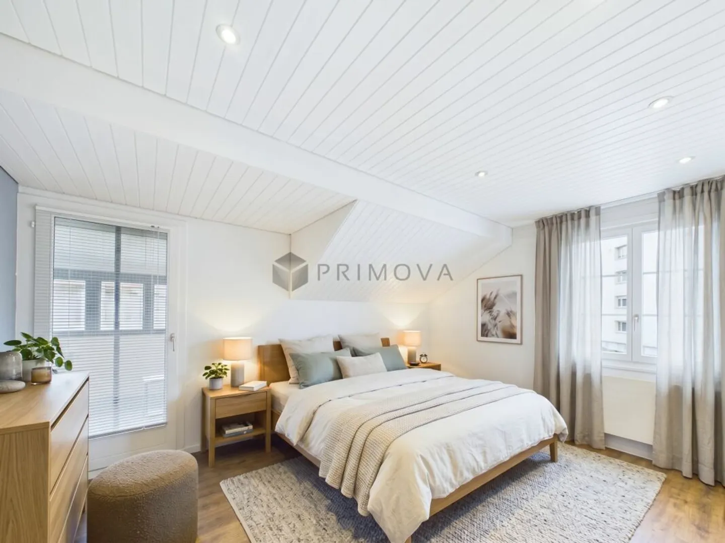 This inviting and well-located condominium could be yours tomorrow! - Photo 4 of 13