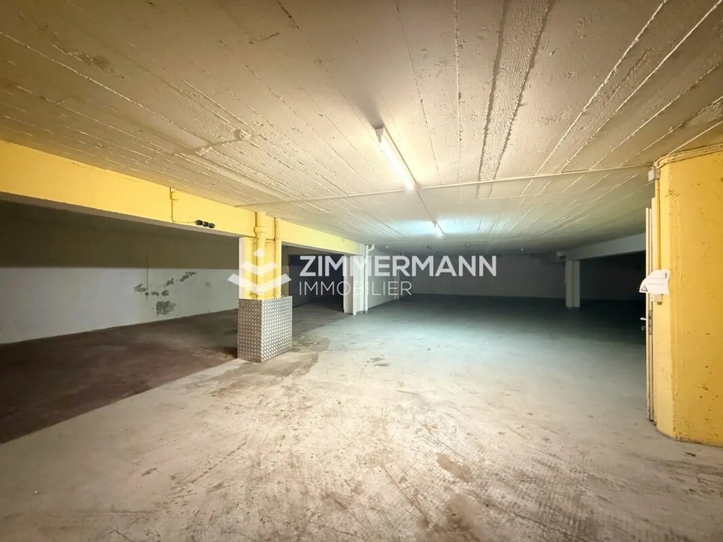 Spazio di Stoccaggio di 637 m² a Montbrillant! - Foto 3 di 9