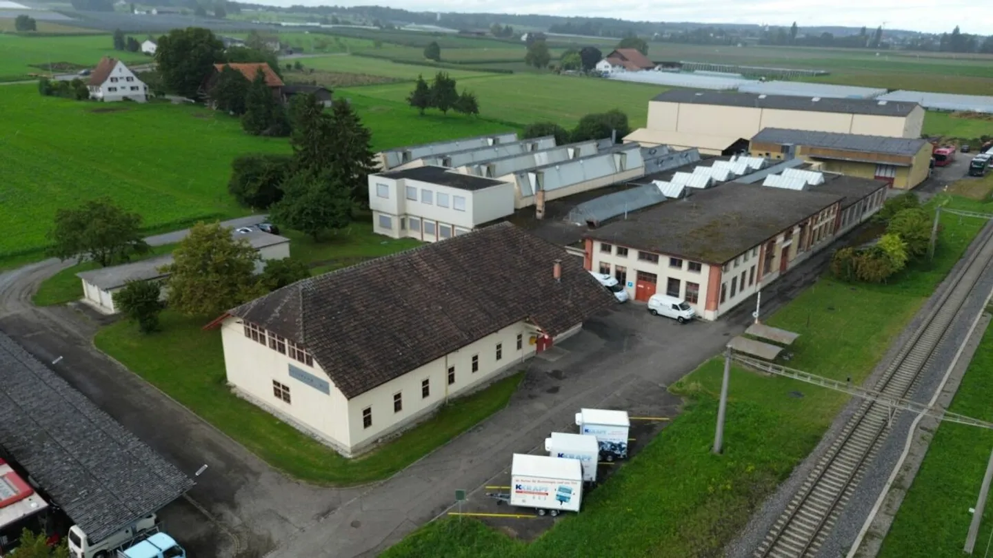 Beaucoup d'espace, de nombreuses possibilités - Propriété commerciale avec charme du lac de Constance - Photo 3 sur 13