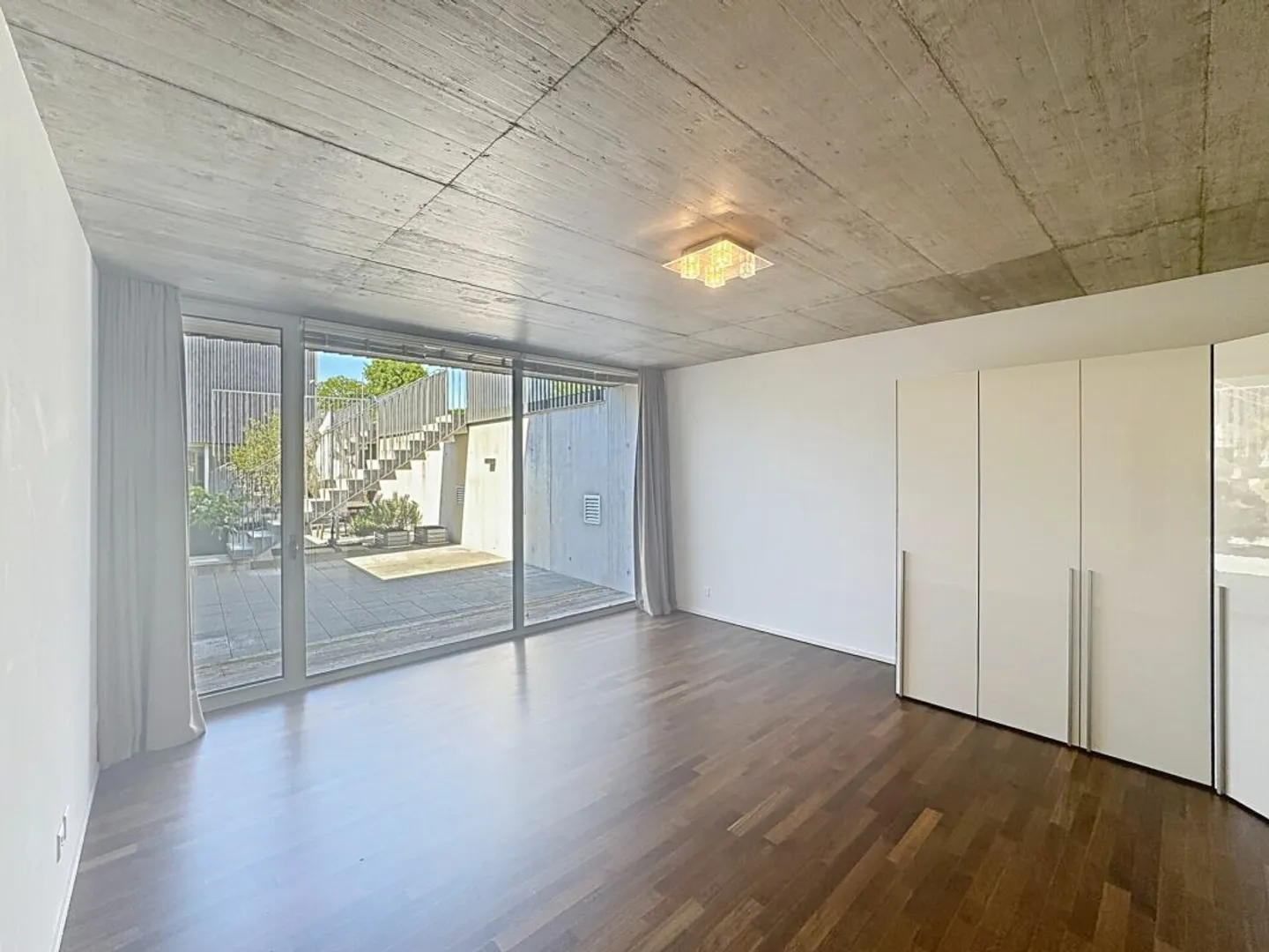 Appartement d'exception avec vue sur le lac - Photo 4 sur 9