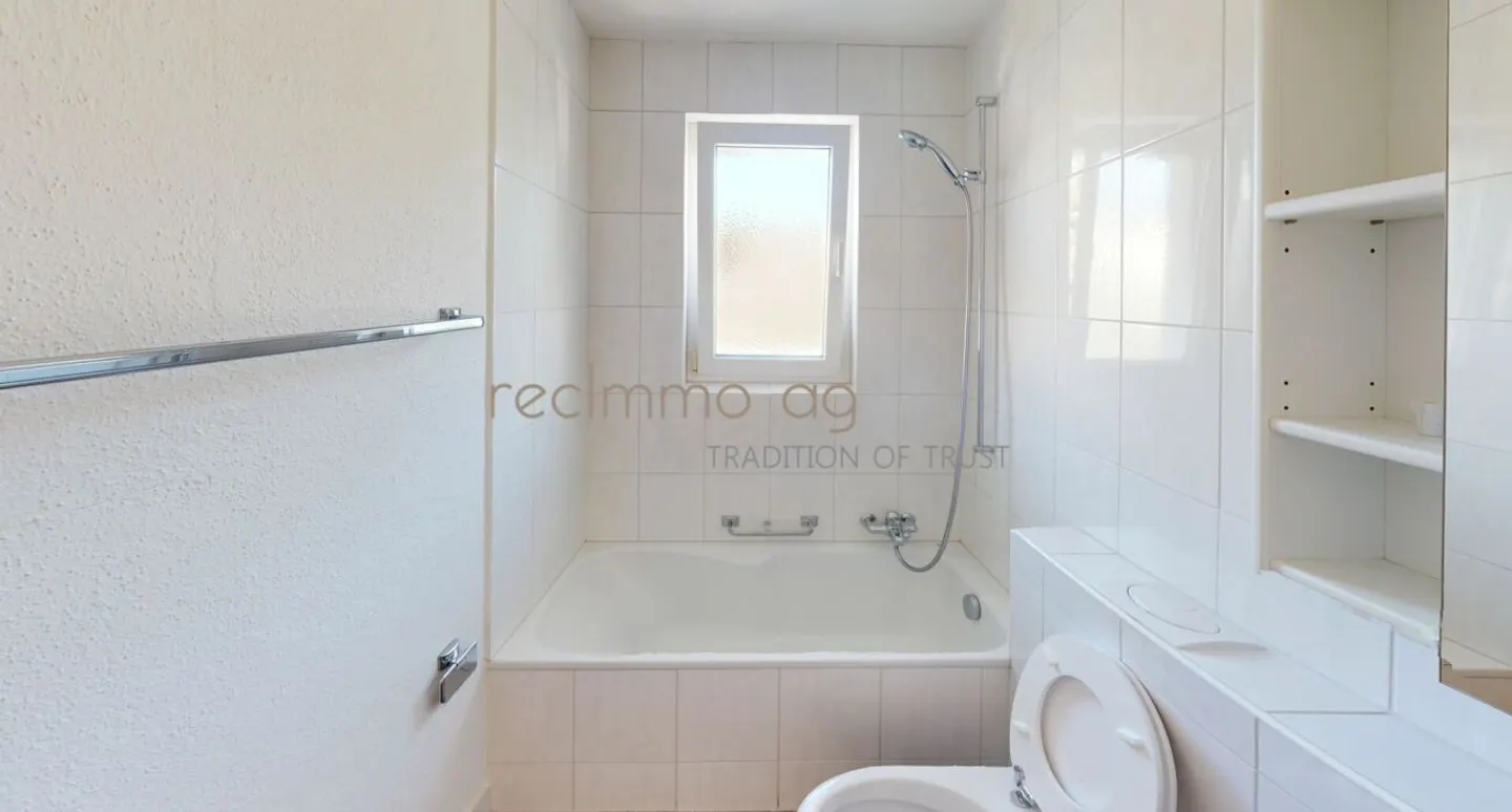 3-Zimmer-Wohnung in ruhiger Lage in Kilchberg - Foto 1 von 8