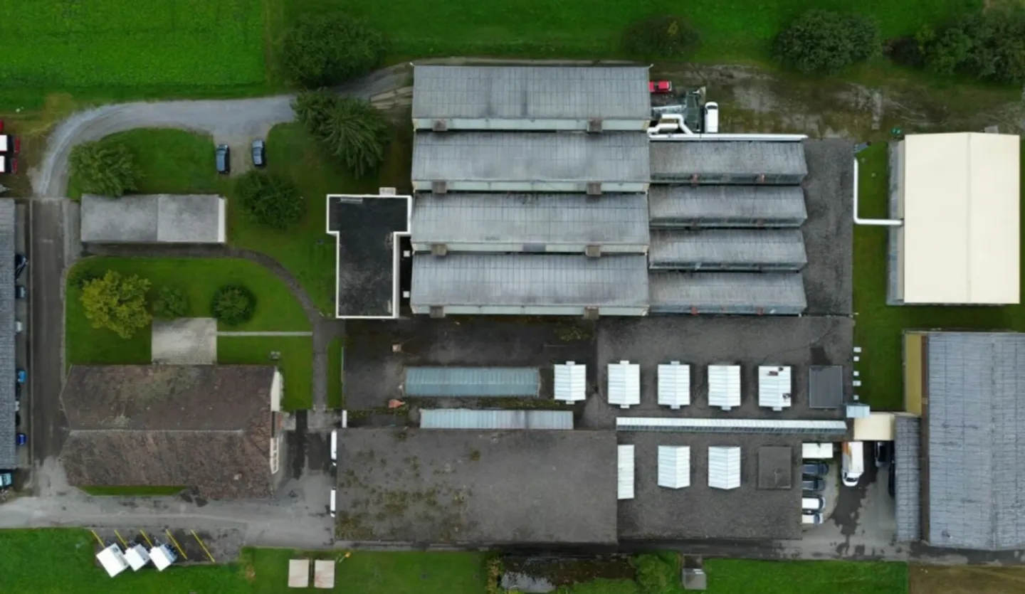 Attractive commercial investment with rental income and development potential - Photo 6 of 6
