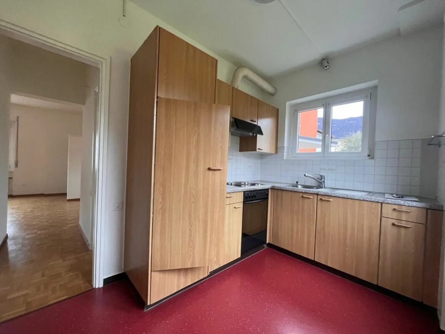 LOSONE - Wohnung zur Miete mit Außenparkplatz - Foto 7 von 7