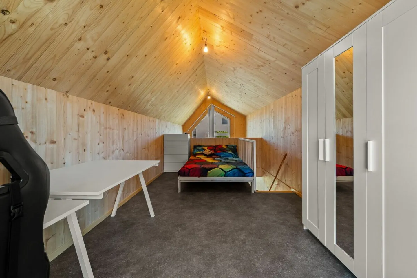SMART AND COMPACT - TINY HOUSE - Photo 10 of 10
