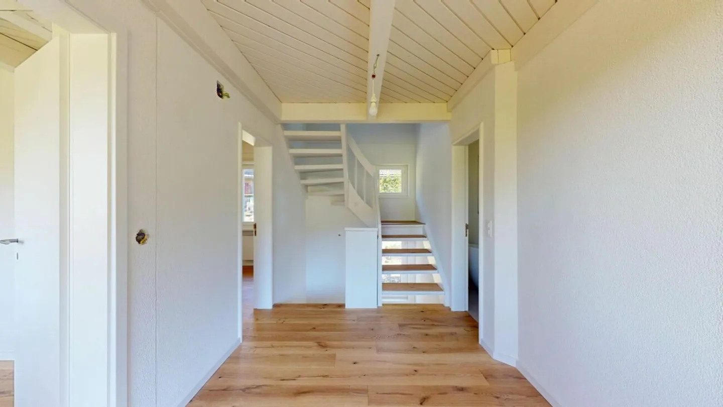 Frisch renoviertes Reiheneinfamilienhaus in Wila - ein Zuhause zum Verlieben - Foto 10 von 13