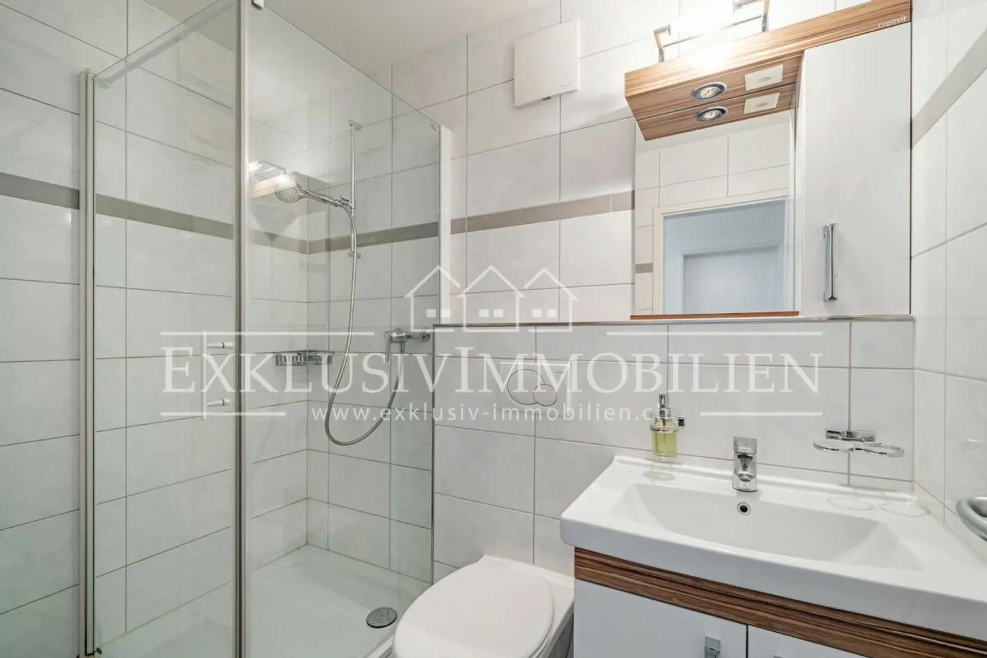 Charmante Wohnung mit Seesicht - Foto 6 von 6