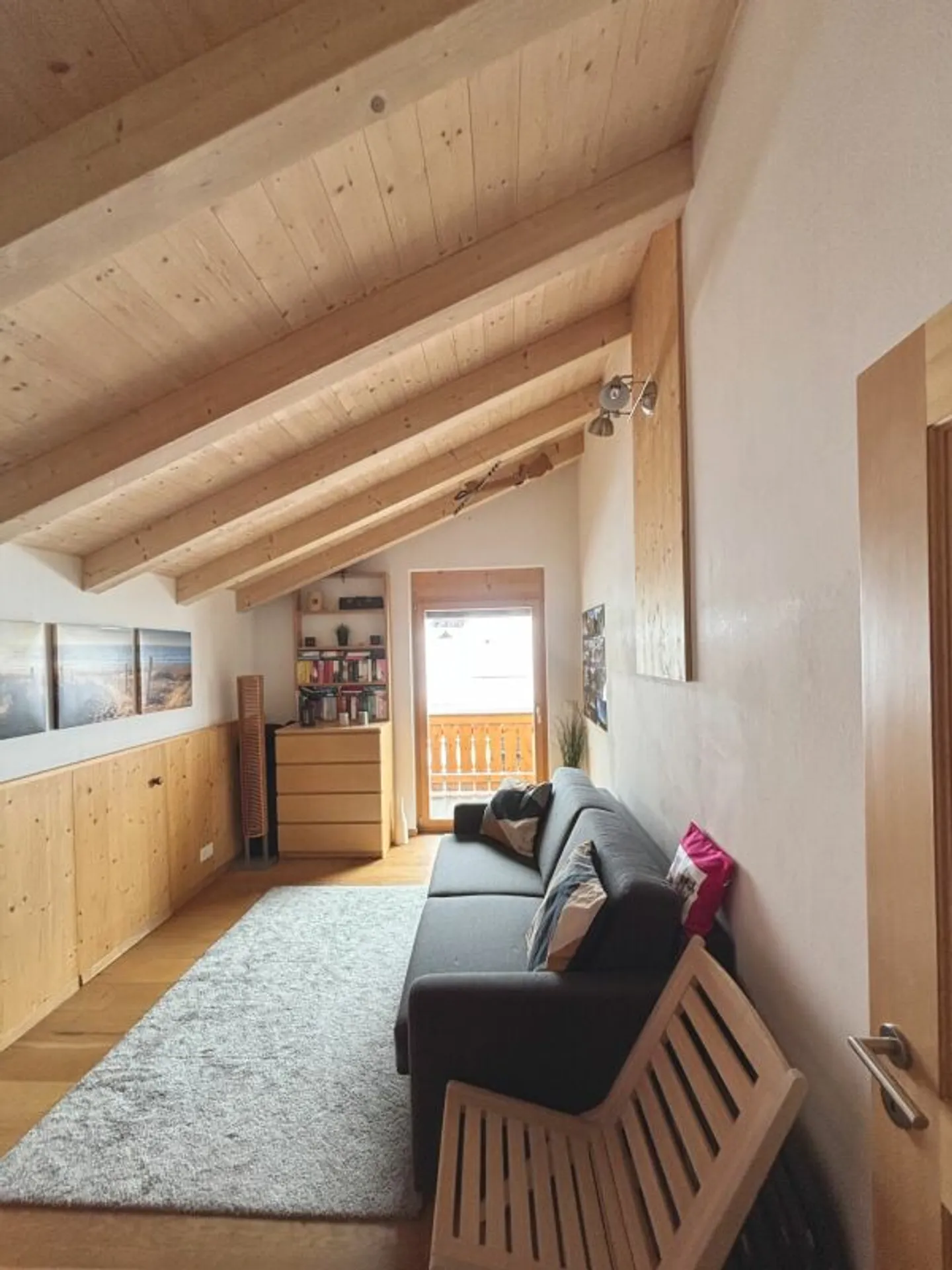 Charmante Chaletwohnung mit Aussicht - Foto 6 von 13