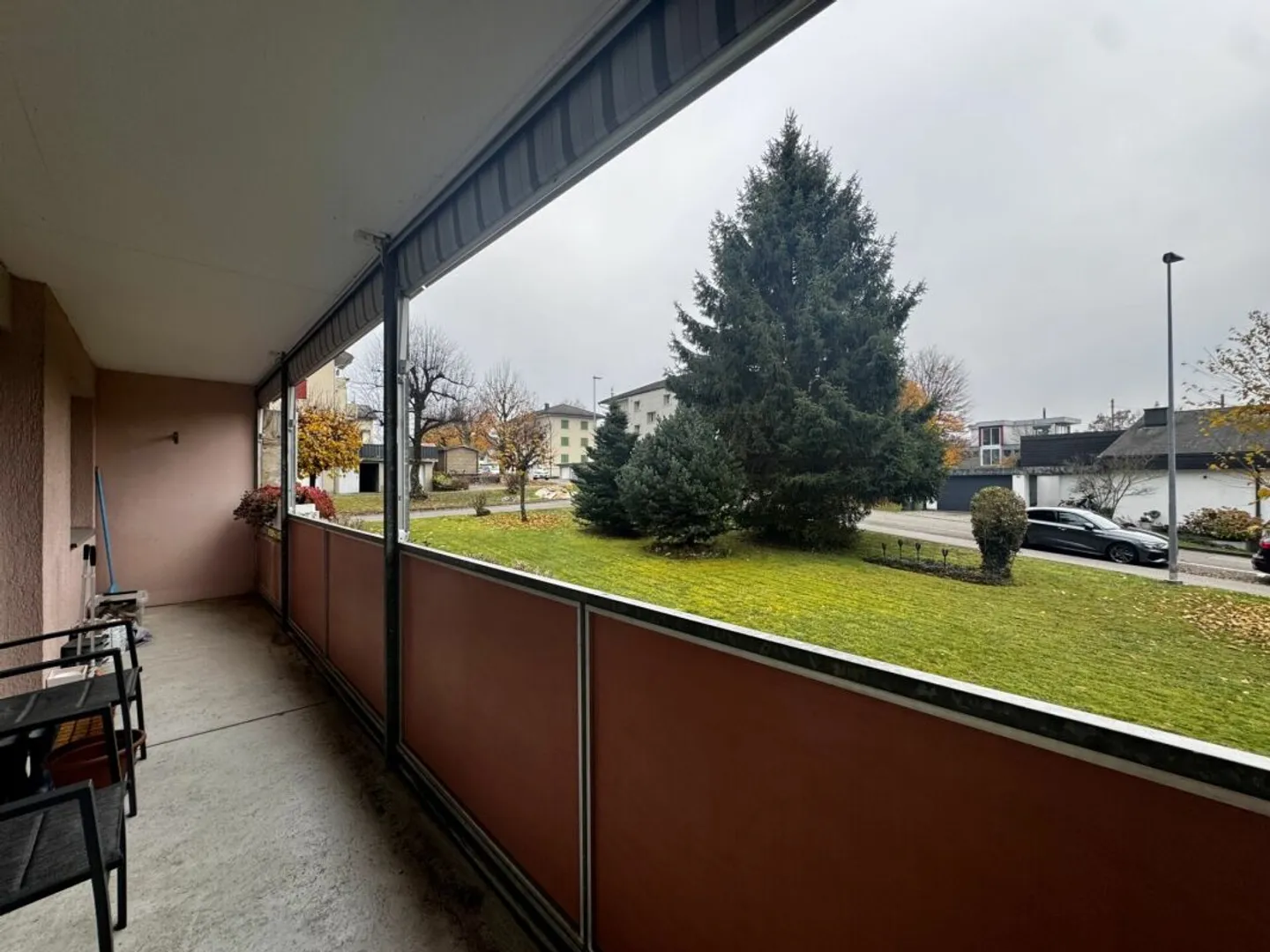 Appartement en rez-de-chaussée confortable dans un emplacement calme avec potentiel - Photo 9 sur 11