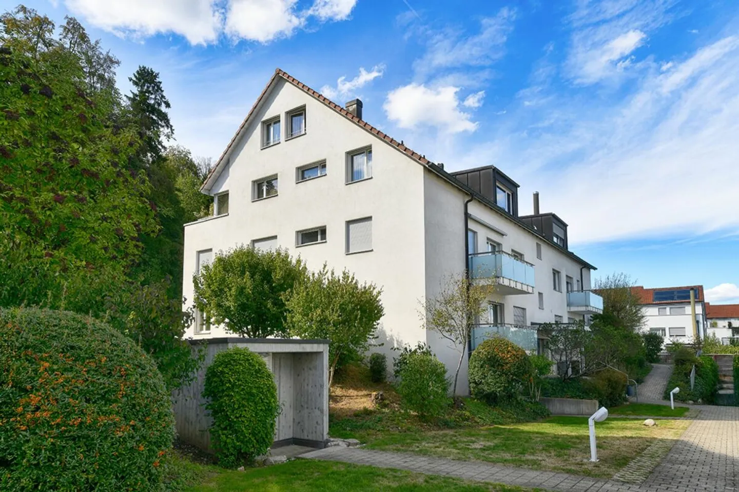 Appartamento in condominio di 5,5 locali in una zona residenziale tranquilla con vista sul verde - Foto 12 di 13