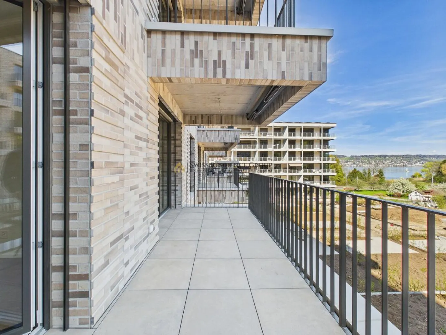 Exclusive First Occupancy - Dreamy Lake View Meets Modern Living Comfort - Photo 12 of 13