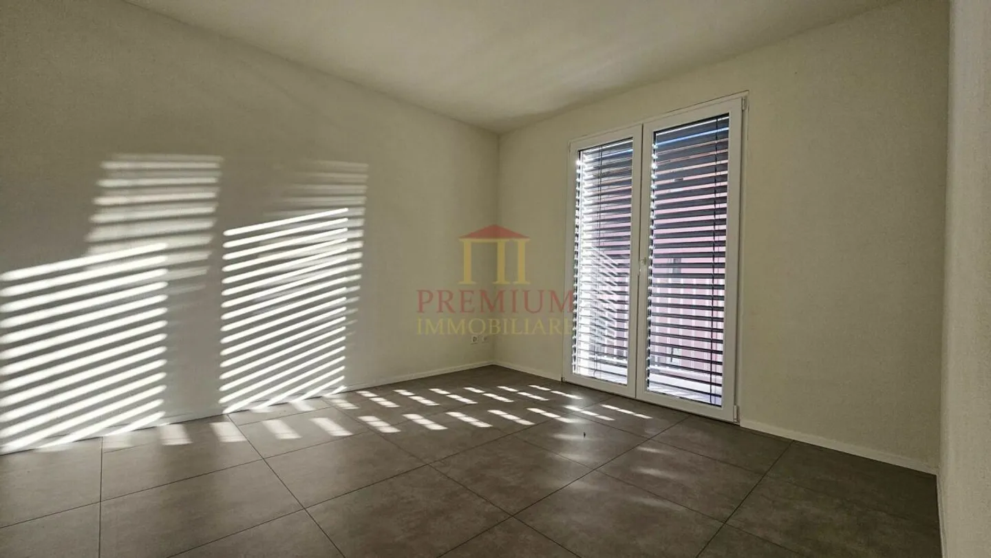 Appartamento moderno con terrazza - Foto 7 di 10