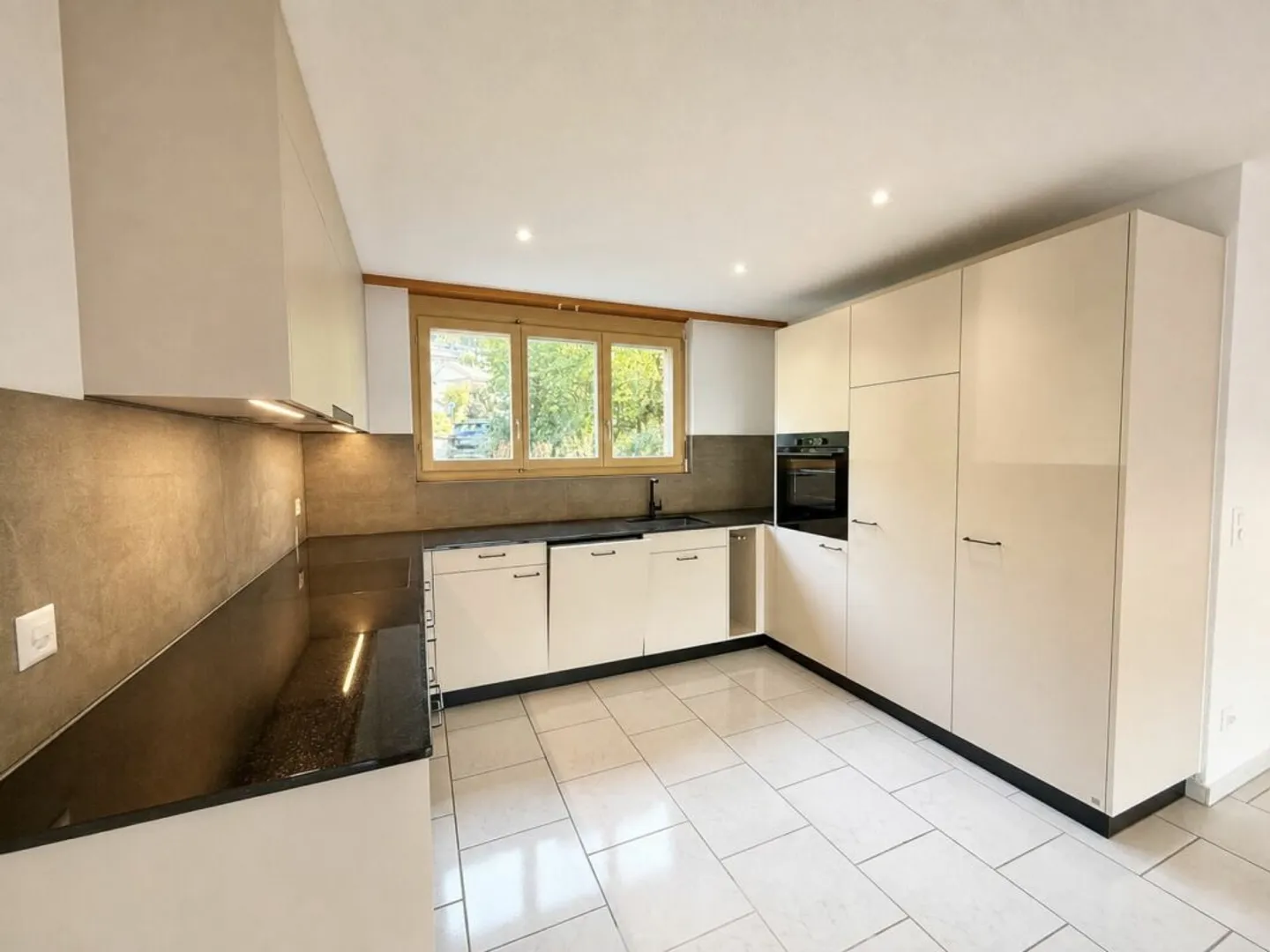 Modern Living Happiness with Garden in Gretzenbach - Photo 3 of 13