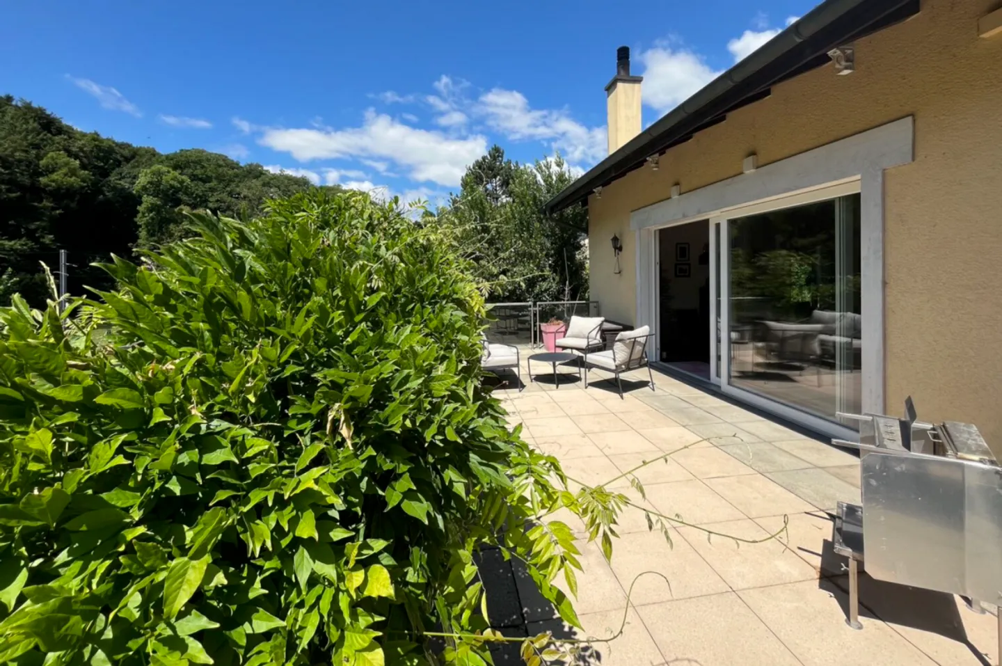 Wunderschöne Villa mit Pool in Valeyres-sous-Montagny - Foto 10 von 13