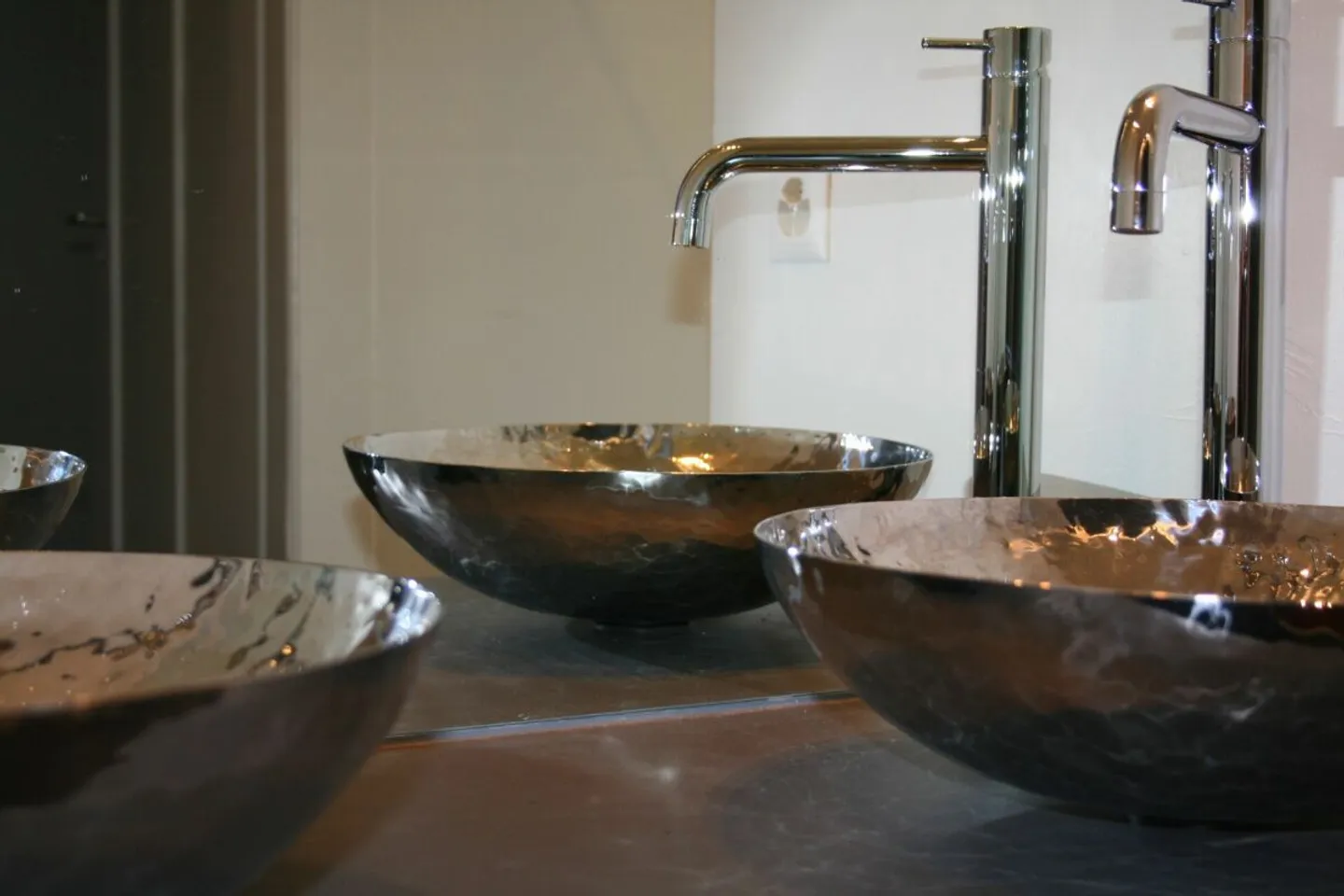 Appartamento elegante con 3 camere - Quartiere affascinante a Basilea con collegamenti ottimali! - Foto 1 di 8