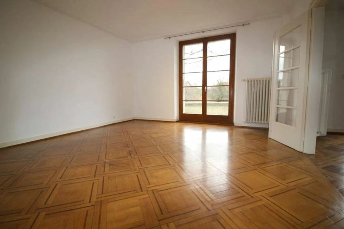 5-room apartment in Plan-les-Ouates - Photo 9 of 13