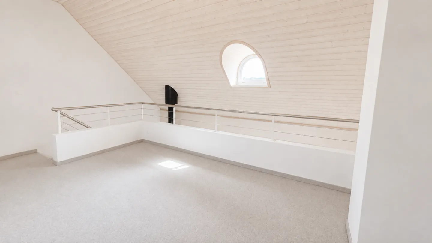 Charming 2.5-room maisonette in a quiet location - Photo 7 of 10