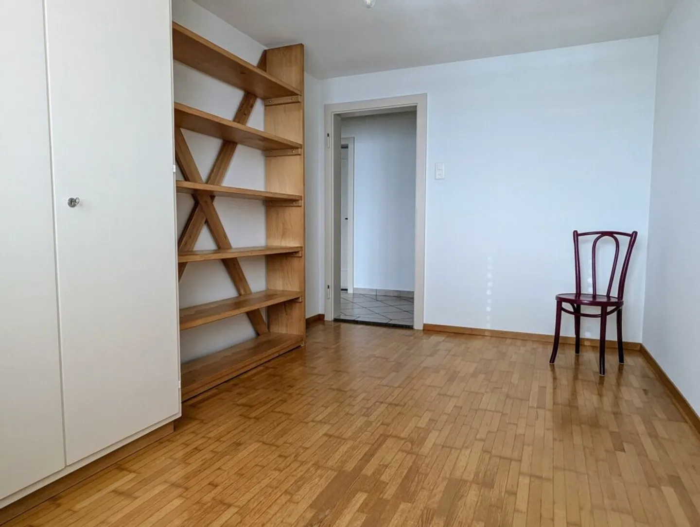 Bright apartment in Azmoos - Photo 9 of 13