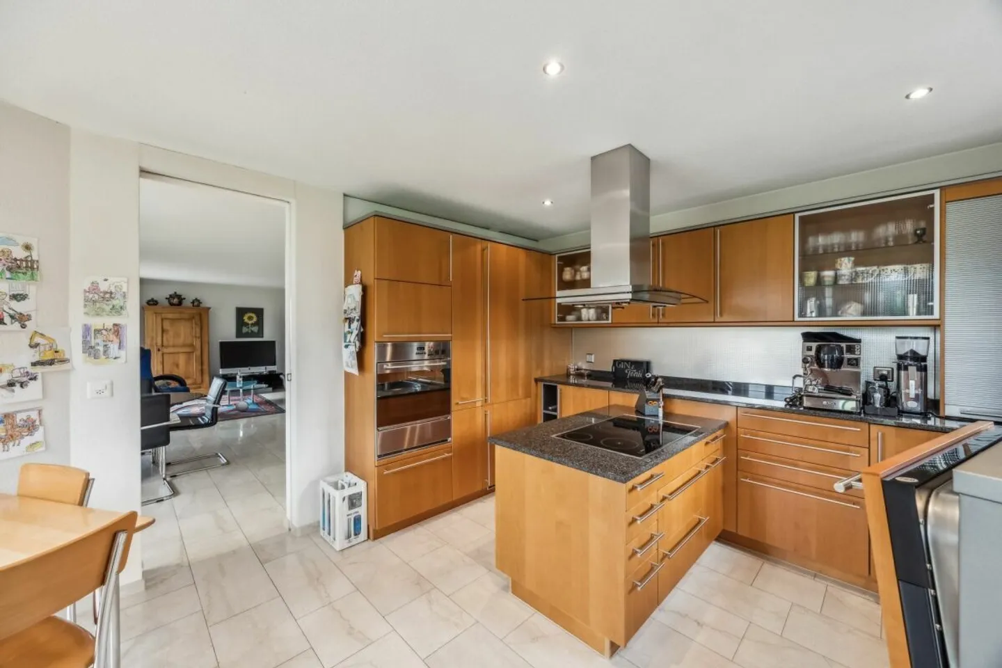 Spacious Penthouse with Gallery! - Photo 3 of 12