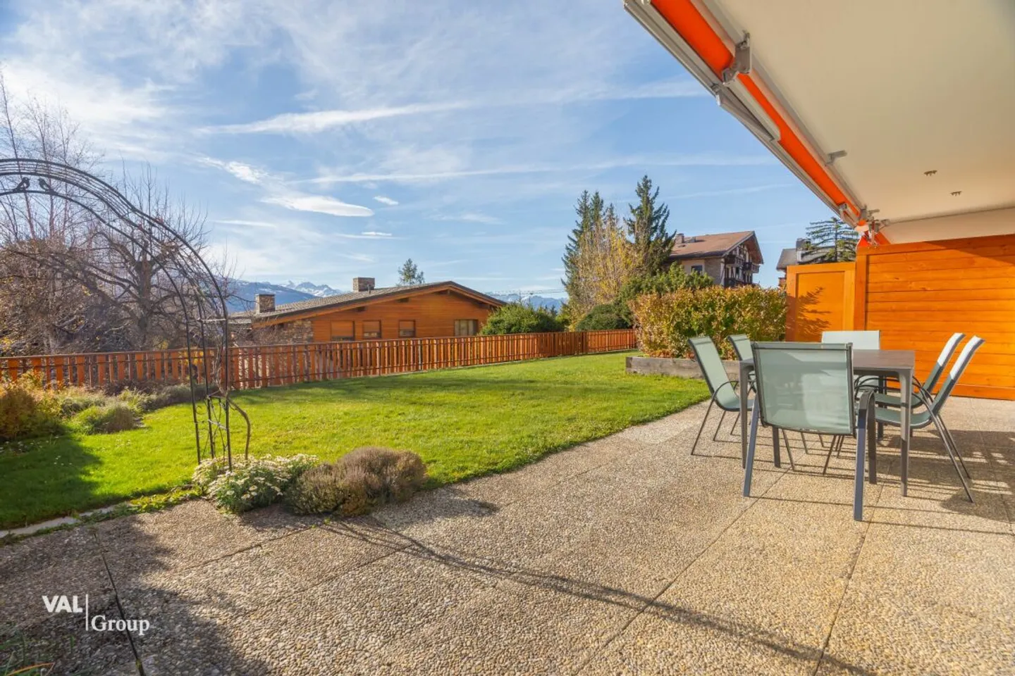 Élégance alpine et confort moderne au coeur de Crans-Montana - Photo 12 sur 13