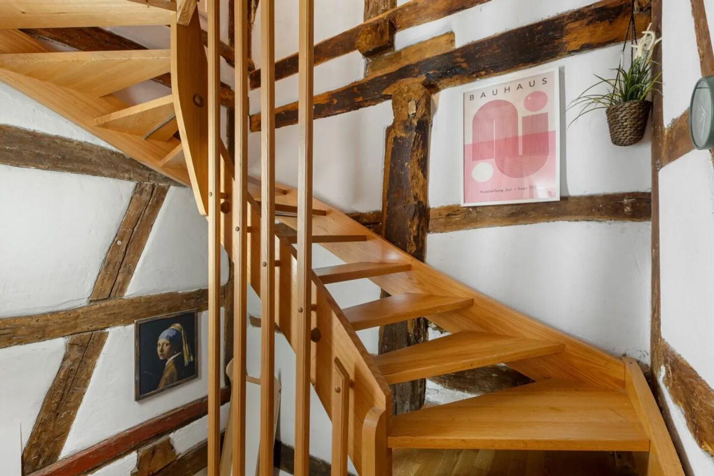 Charming 7½-Room Townhouse with Separate Garden - Photo 7 of 13