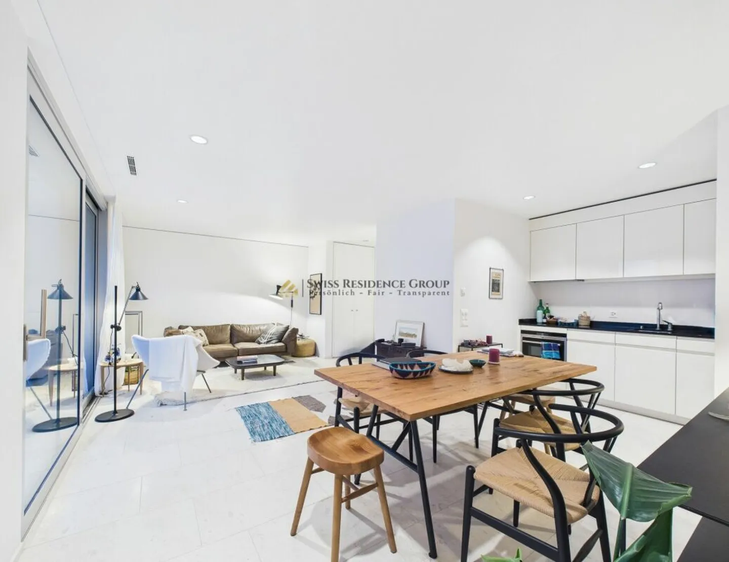 Bright, modern feel-good oasis in Zurich Seefeld - Photo 2 of 10