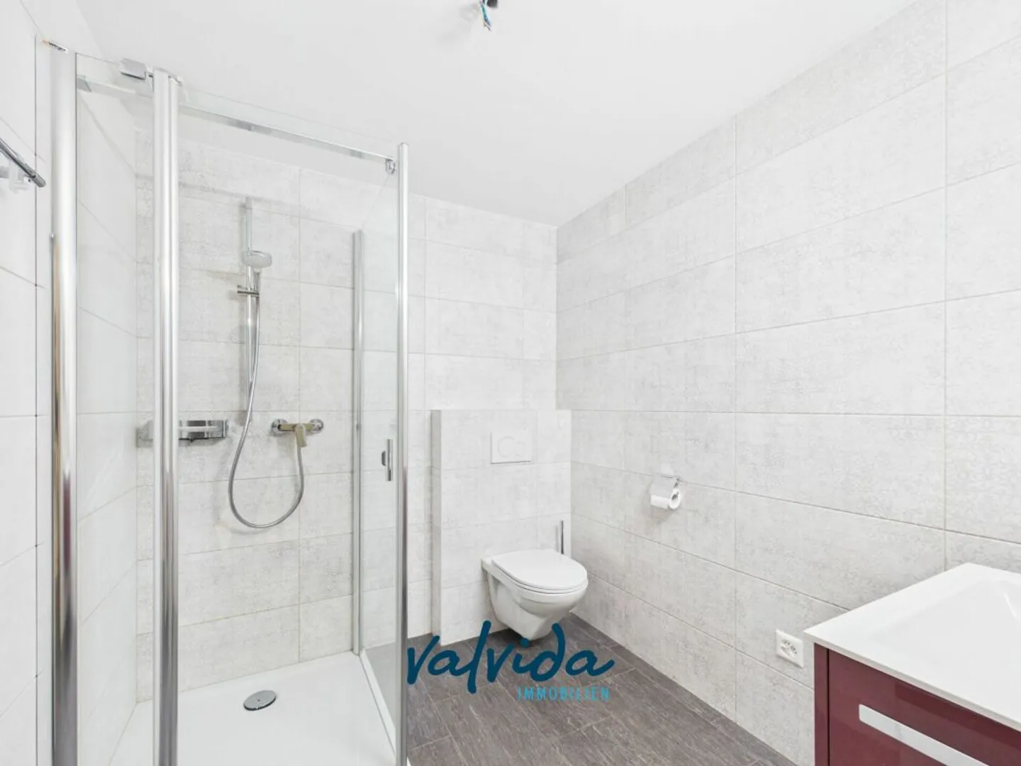 Prime Location in the Ski Resort: 3.5-Room Apartment with Ski-in Comfort - Photo 4 of 10