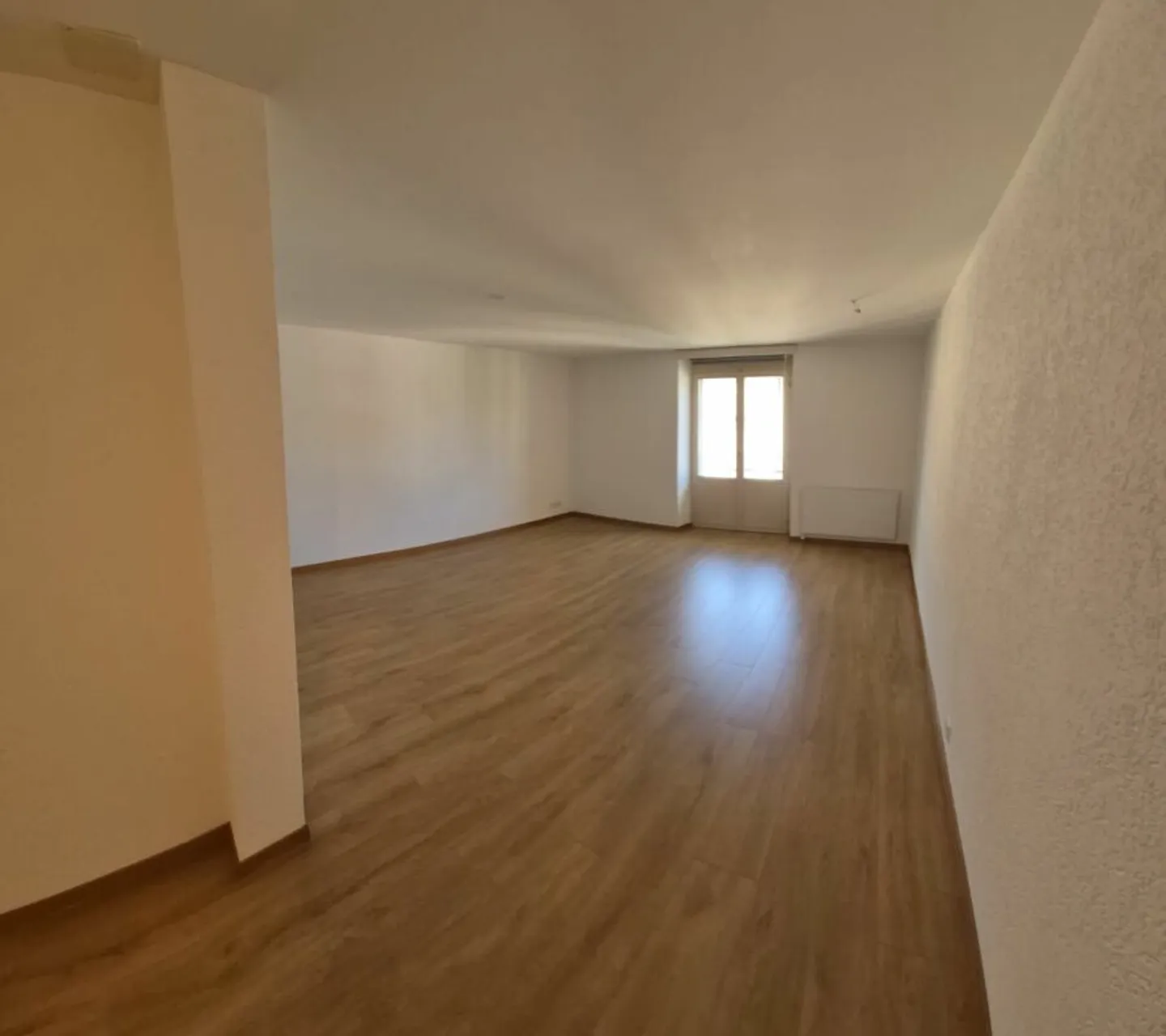 Charmante Wohnung mit Traumhaftem Ausblick - Foto 4 von 8