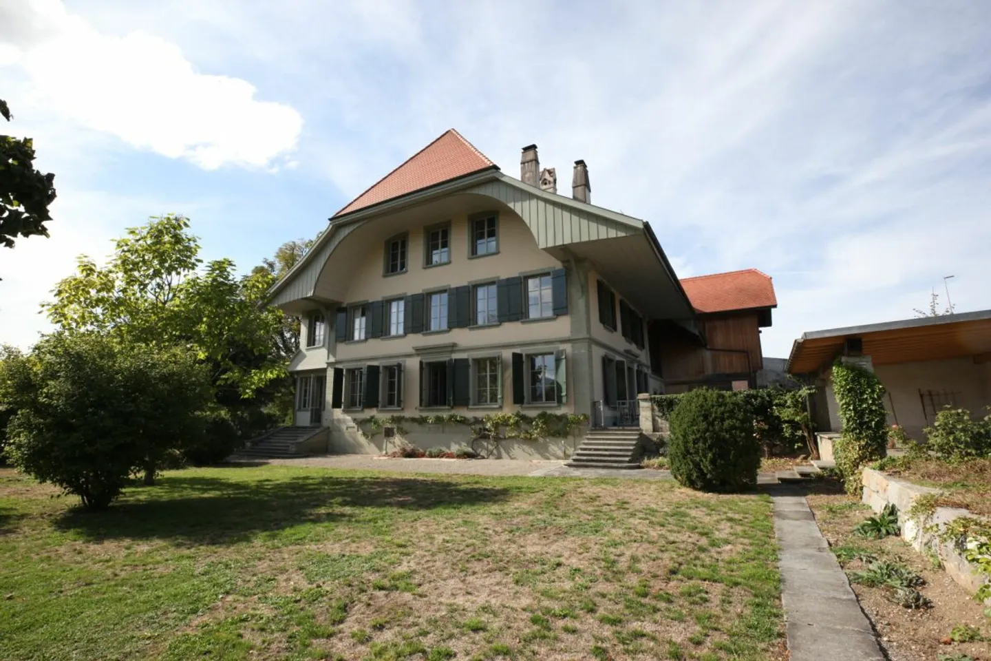 Geräumige Wohnung im historischen Bauernhaus - Foto 2 von 13
