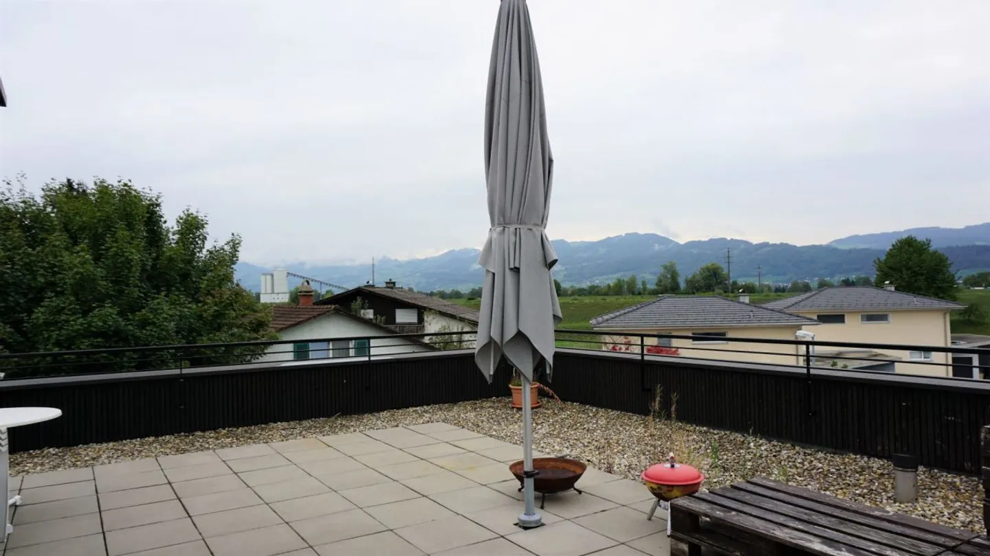 Modernes Doppelhaus mit Terrasse - Foto 11 von 13