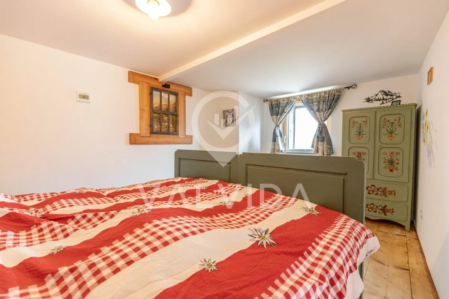 La tradition rencontre la modernité - appartement de 5,5 pièces rénové avec soin avec jardin potager - Photo 10 sur 13