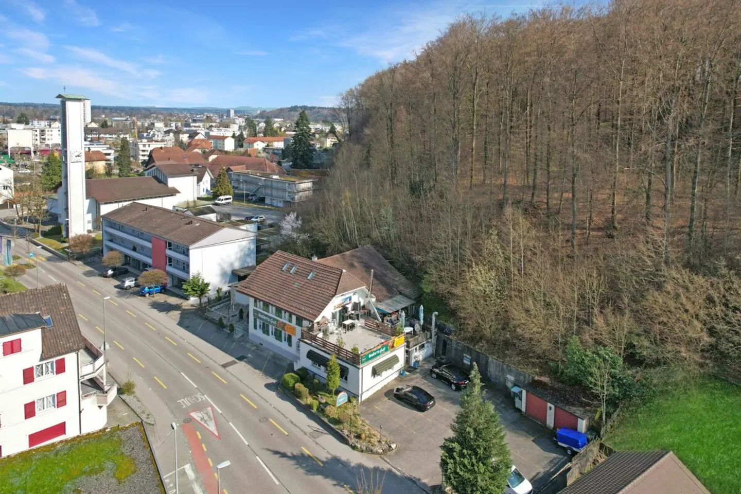 Charmantes Mischobjekt - Foto 1 von 13