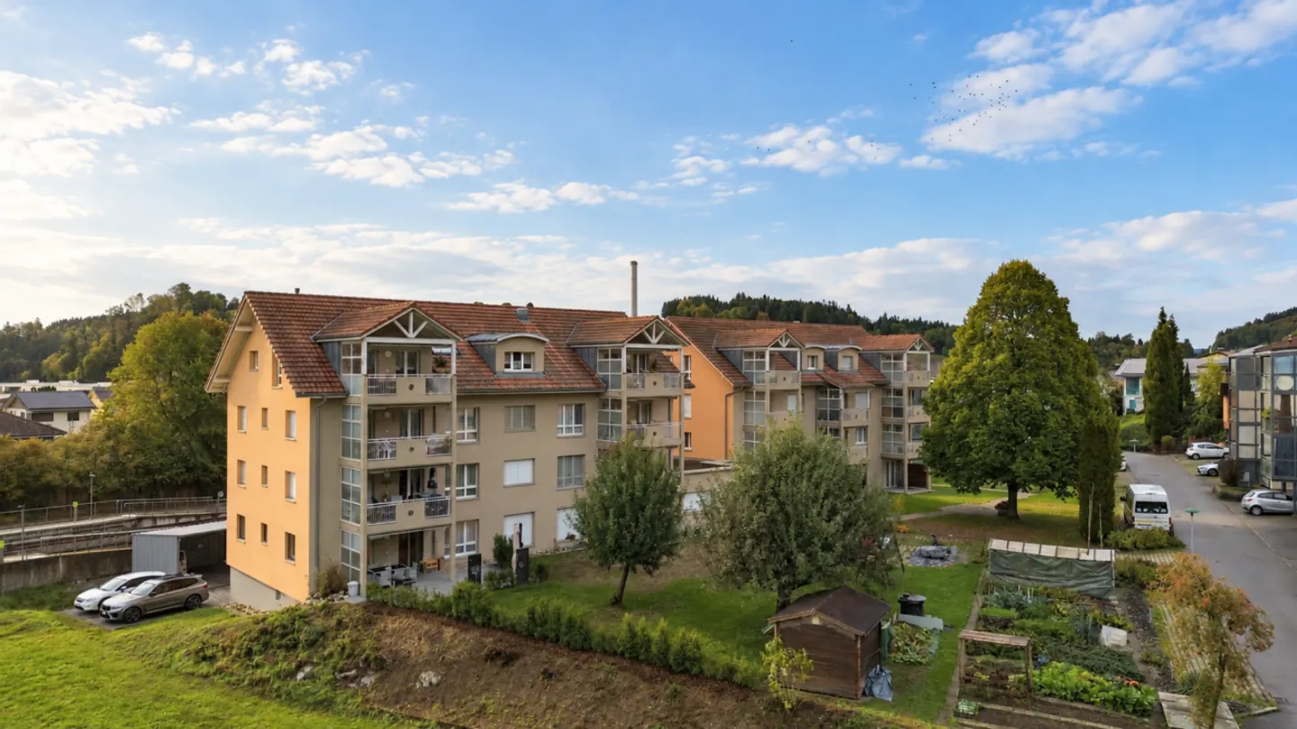 3.5 Zimmer Gartenwohnung mit sonnigem Sitzplatz und Blick ins Grüne - Photo 13 of 13