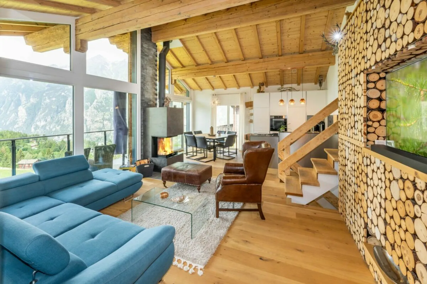 Elegant Swiss Chalet Retreat - Photo 3 of 13