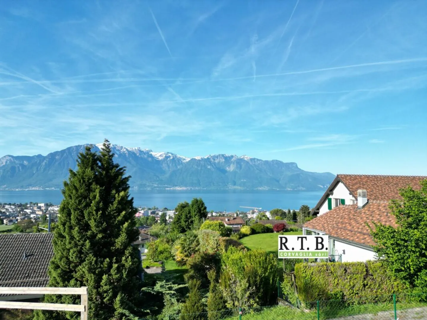 RARE Villa indipendente 5.5 locali a St-Légier-La Chiésaz - Foto 2 di 13