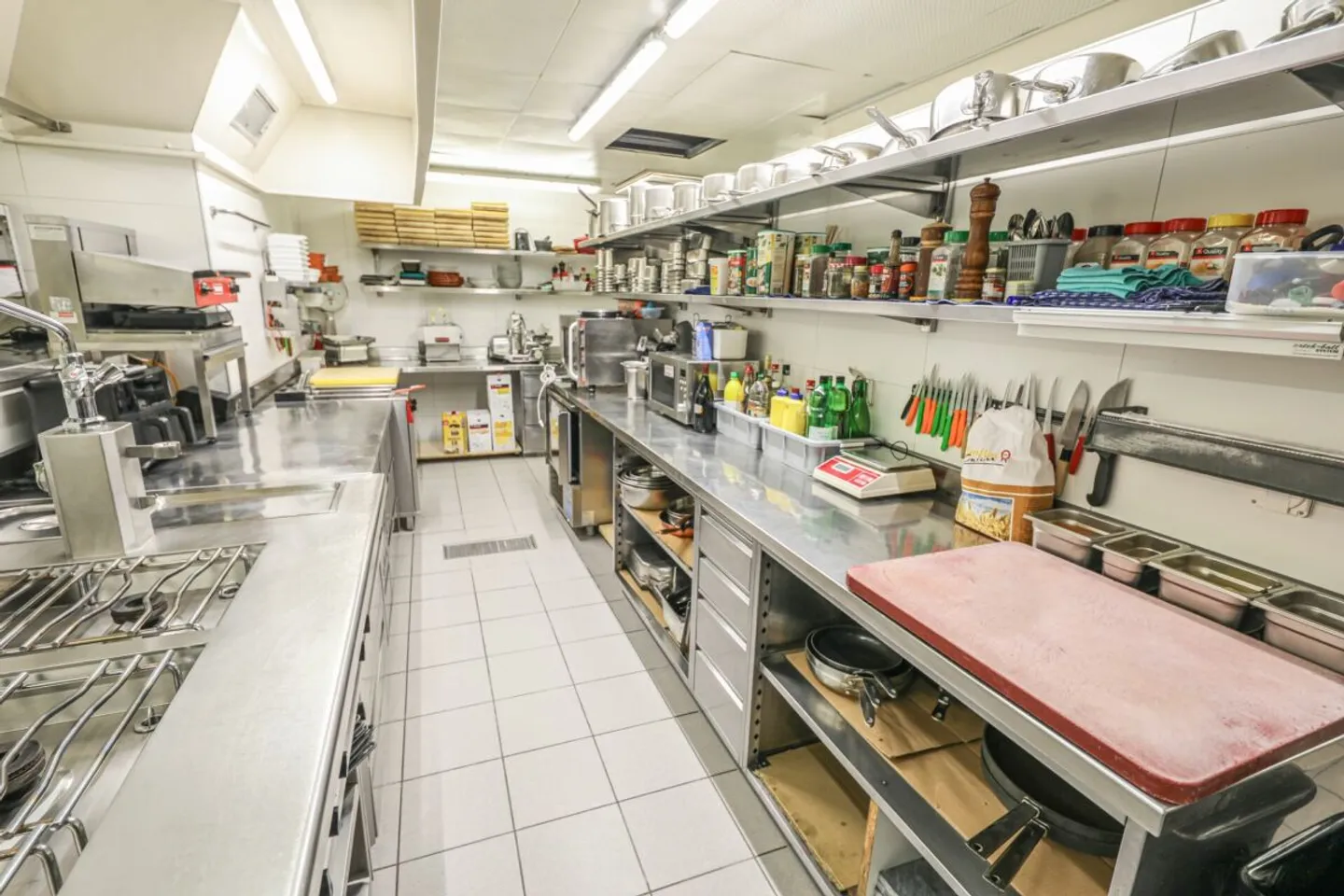 Ristorante tradizionale con un fascino nel centro di Lenk - Foto 5 di 5