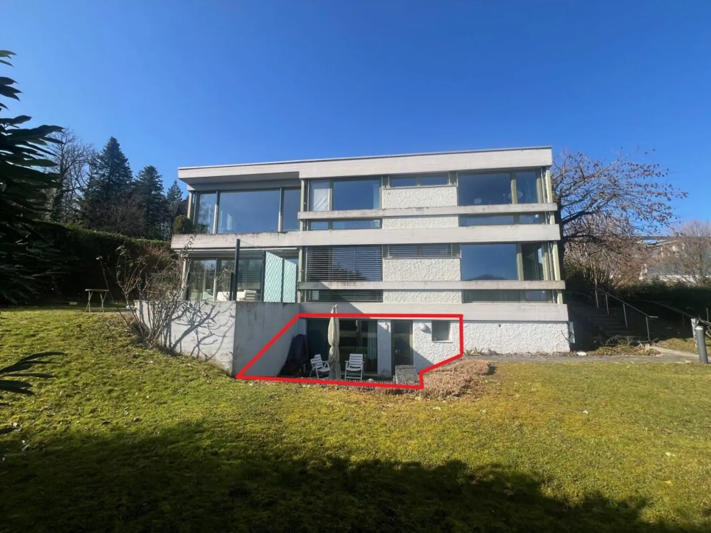 Monolocale di 1.5 locali con posto a sedere in giardino nell'idilliaco Kastanienbaum - Foto 6 di 7