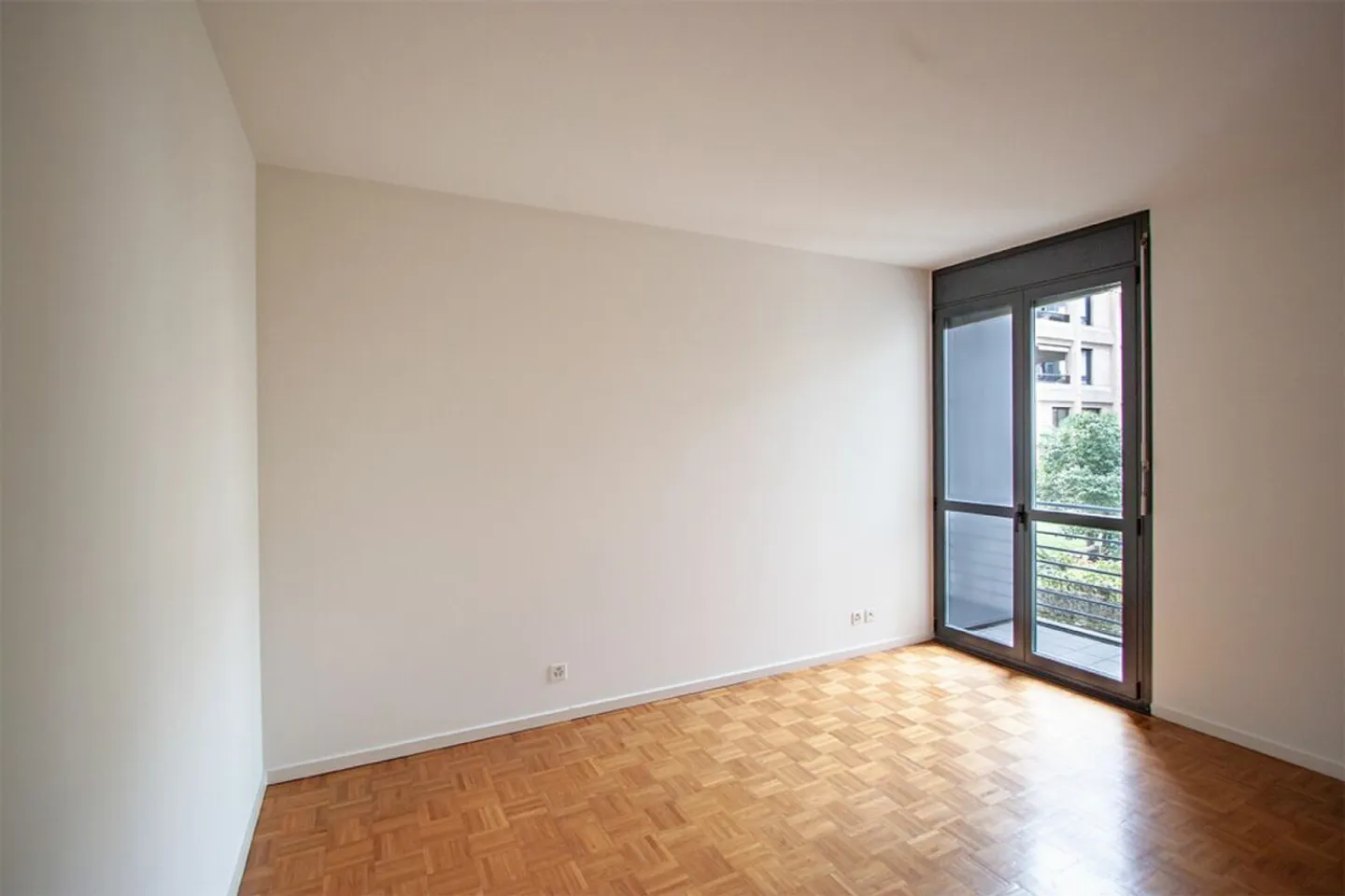 Appartement lumineux de 3,5 pièces à deux pas du centre - Photo 4 sur 13