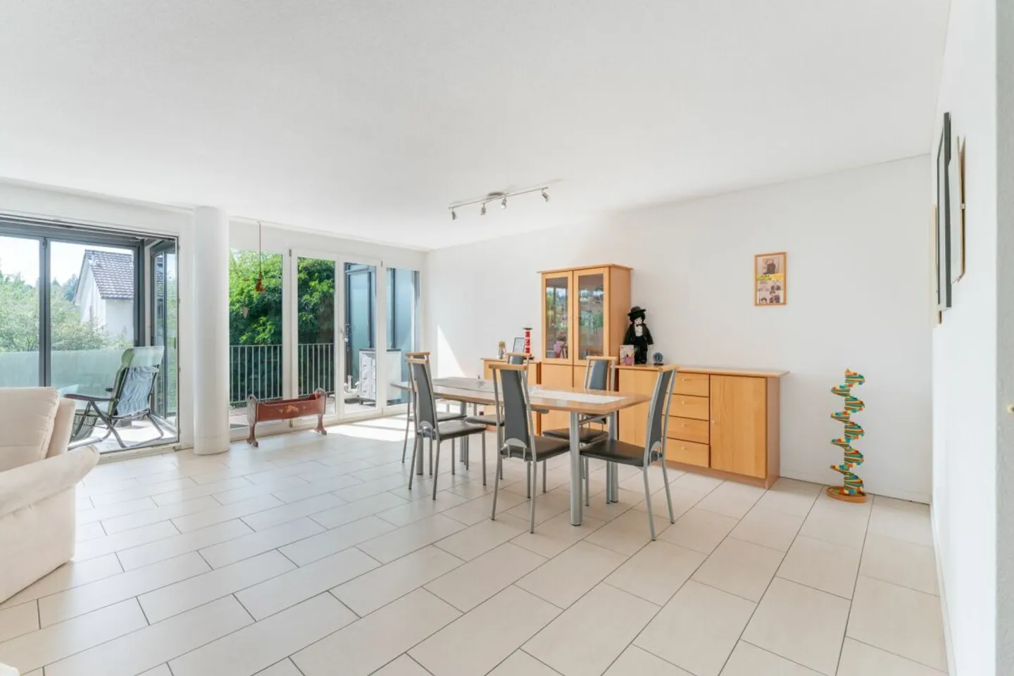 Spacious 3.5-room apartment with winter garden near the city - Photo 5 of 13