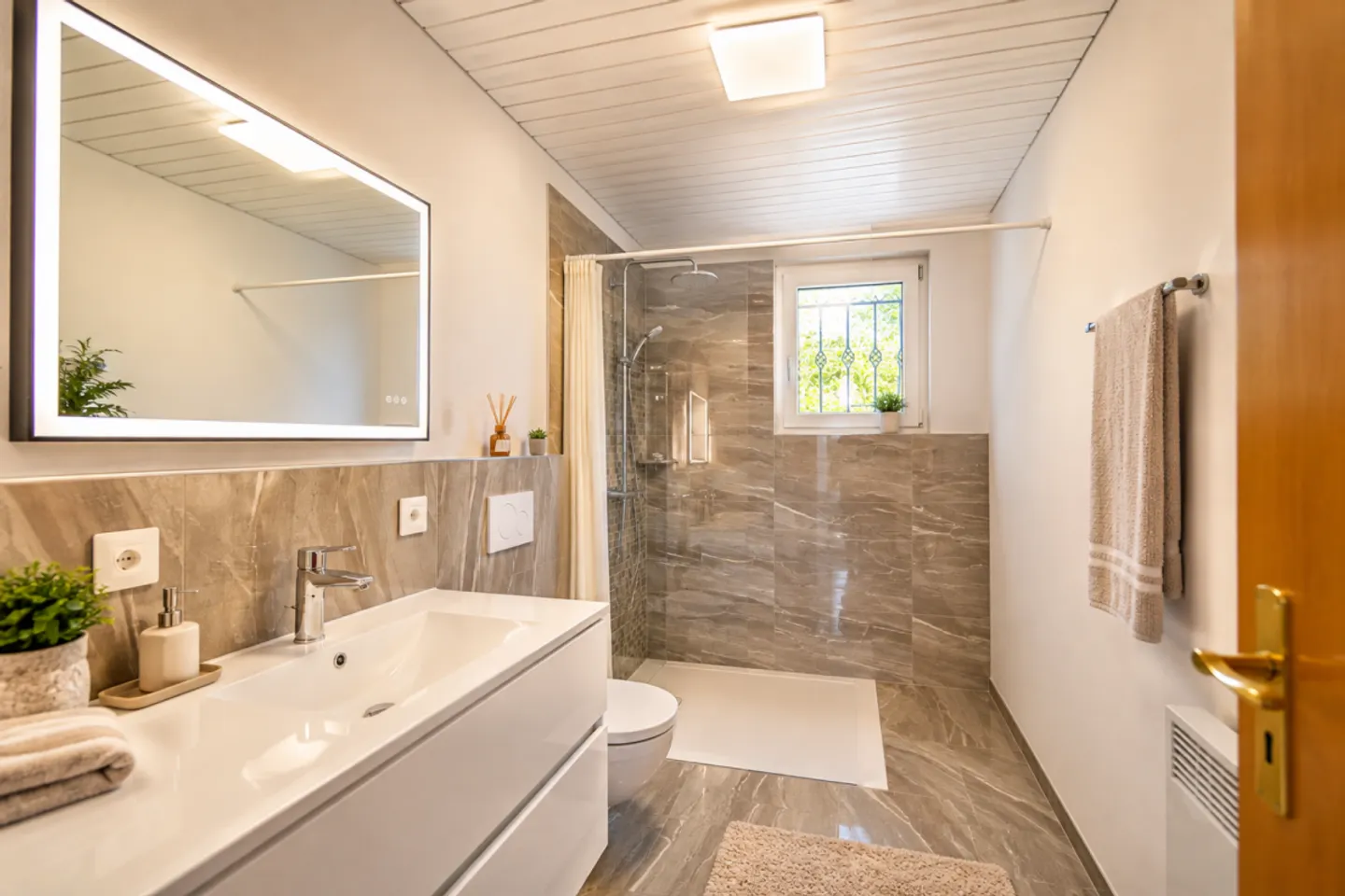 Geräumiges Einfamilienhaus mit Sauna - Foto 7 von 13