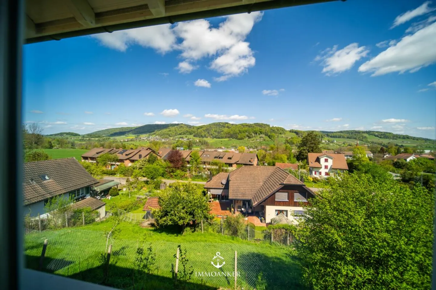 Moderna casa unifamiliare di 10,5 stanze con vista panoramica, standard Minergie e potenziale d'uso versatile a Pfungen - Foto 12 di 13