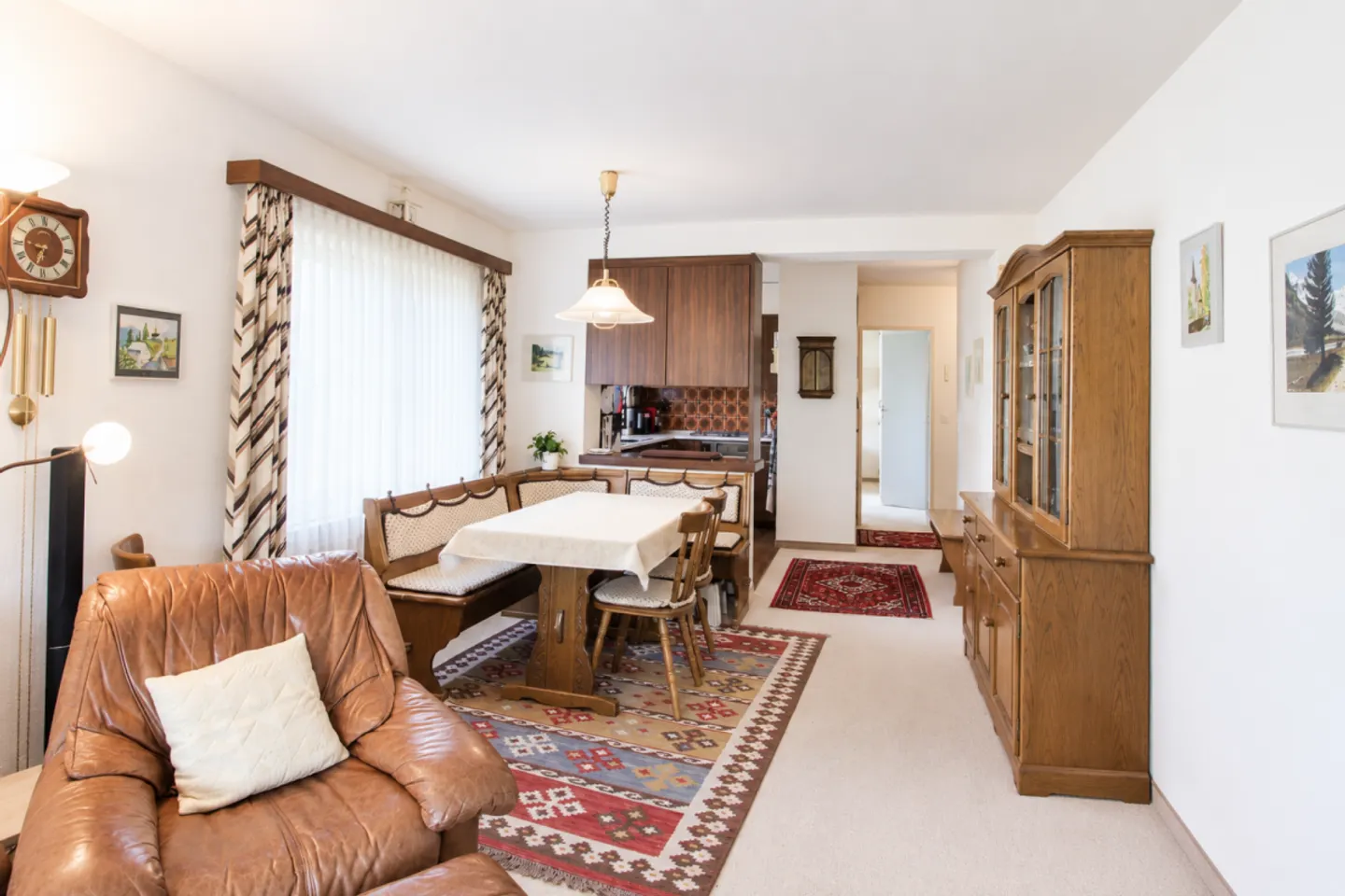 "3.5 Zimmerwohnung im beliebten Quartier ""Tect"" in Savognin" - Photo 3 of 13