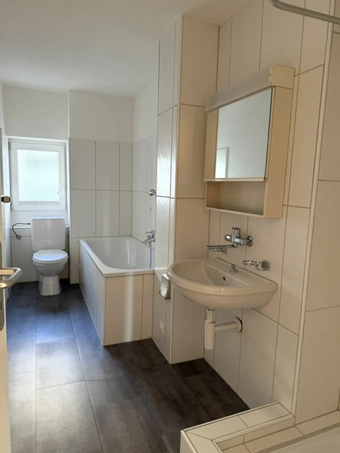 Helle & moderne 3.5 Zi.-Wohnung im Zentrum - Photo 11 sur 11