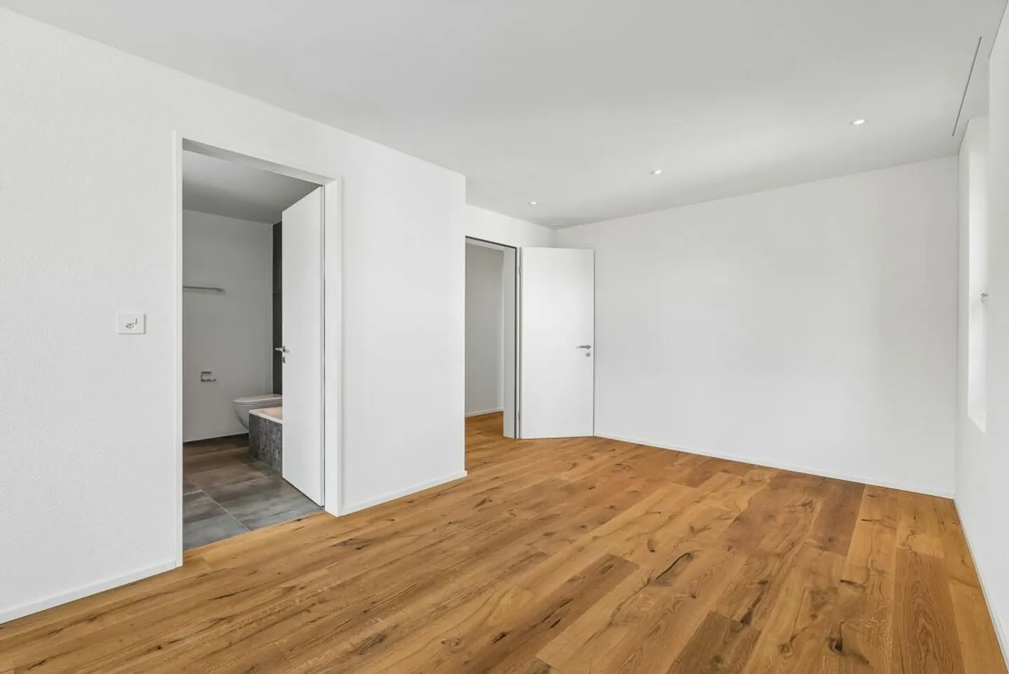 Première occupation : appartement de jardin 4.5 pièces avec jardin de 57 m² et double garage - Photo 6 sur 13