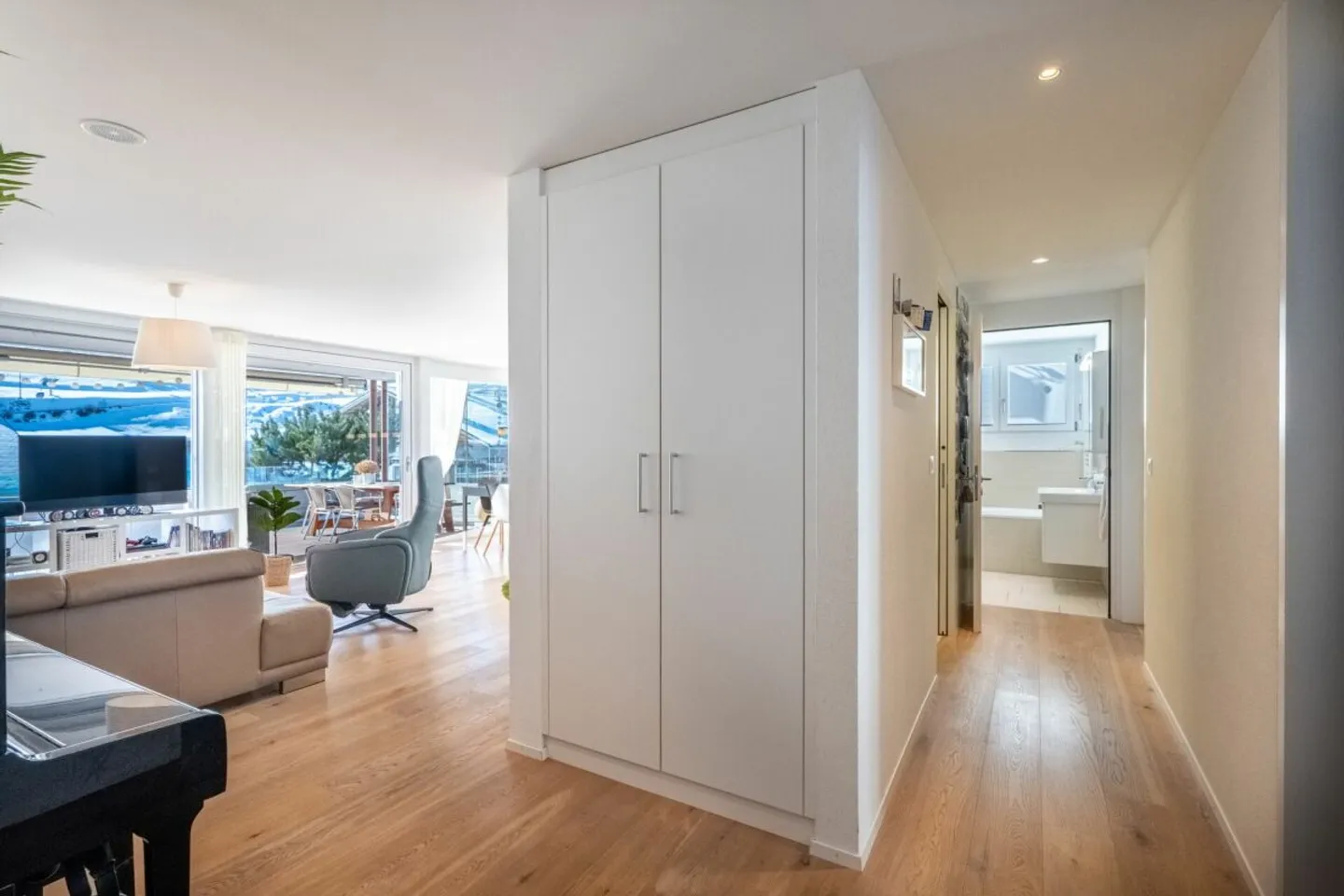 Savognin: Attractive 4.5-Room Apartment - Photo 4 of 13