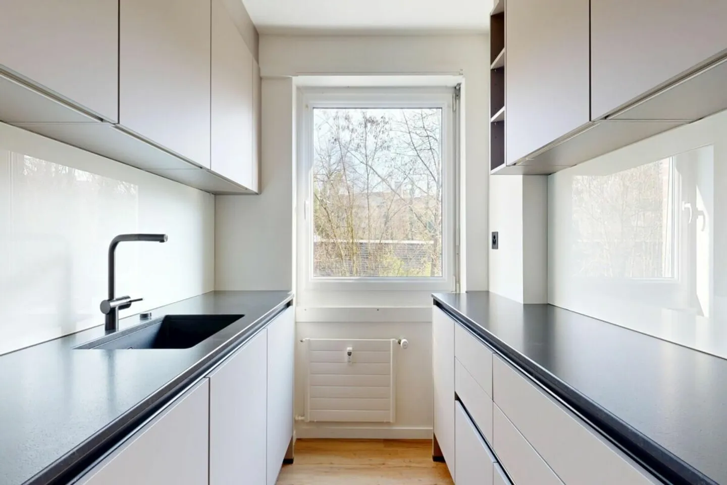 Modernes 4.5-Zimmer-Apartment - Foto 3 von 8