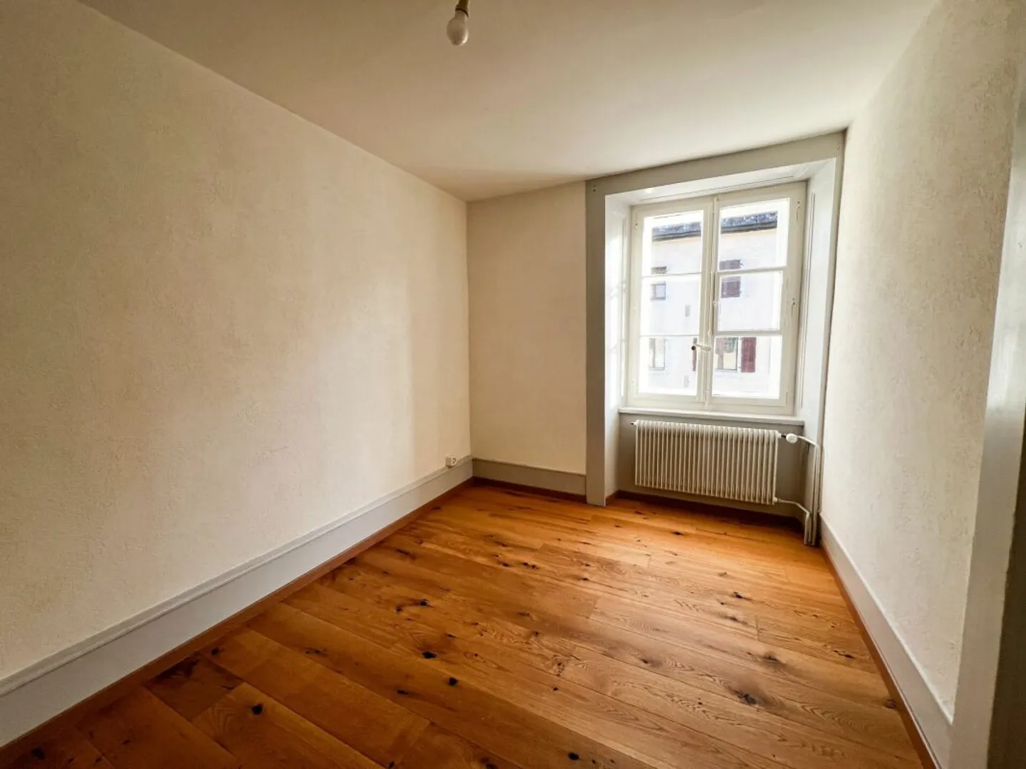 Charming 2-room apartment - Photo 5 of 5