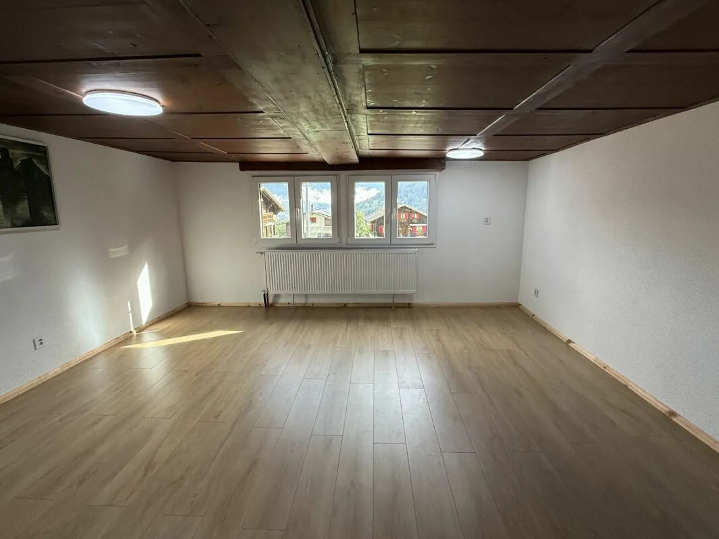 Charming converted Valais house with two cozy apartments in picturesque Oberems! - Photo 12 of 13